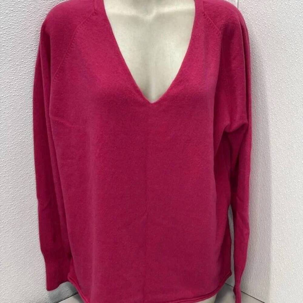 NEW CELTIC & CO. women’s slouchy v-neck wool sweater in pink
